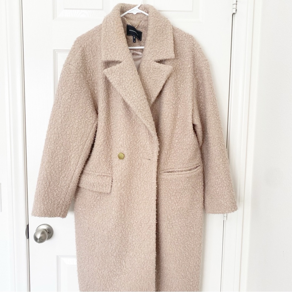 BCBGMaxazria XL Dusty Pink Boucle Coat with silver threading and gold buttons
